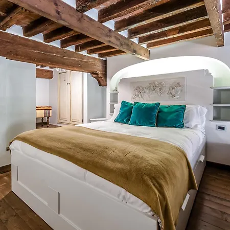 Apartman Hostly-suite Magnifica Al Borgo-central Elegance