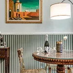 Hostly-suite Magnifica Al Borgo-central Elegance Apartment *