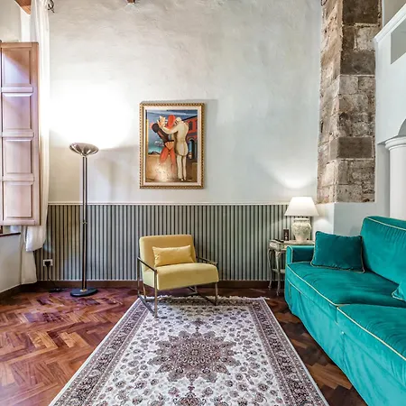 Hostly-suite Magnifica Al Borgo-central Elegance Appartamento *