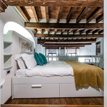 Apartment Hostly-suite Magnifica Al Borgo-central Elegance